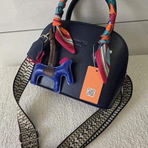 کیف هرمس نیمگرد با چارم بگ 3247
