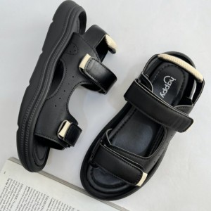 صندل چسبی توکا 4407