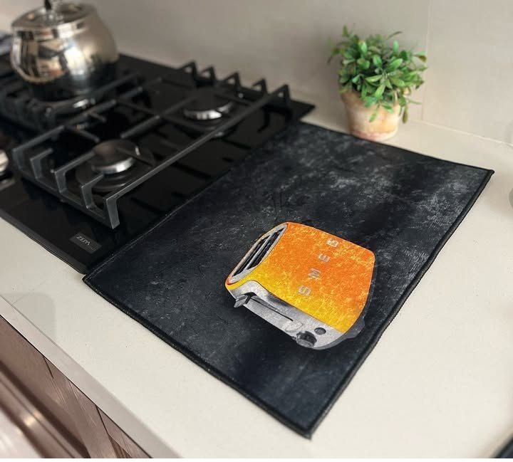 آبگیر و زیر بشقابی مخمل