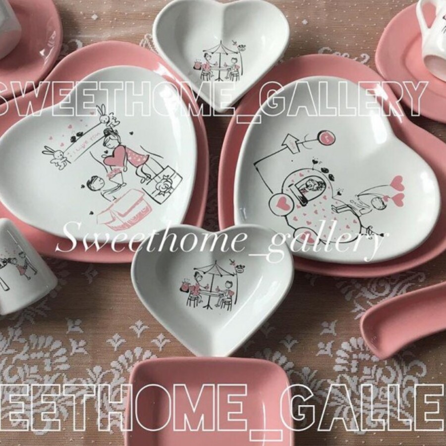 سرویس صبحانه خوری 14پارچه لاو صورتی طرح دار