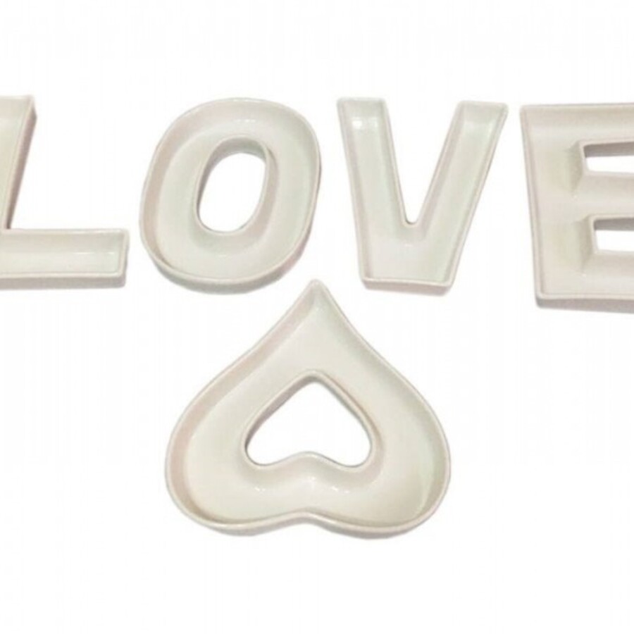 اردو خوری حروف لاو LOVE سفید