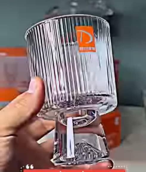 دسرخوری پایه دار برند دلی Deli