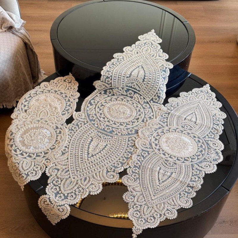 رومیزی چهار تکه طرح النا