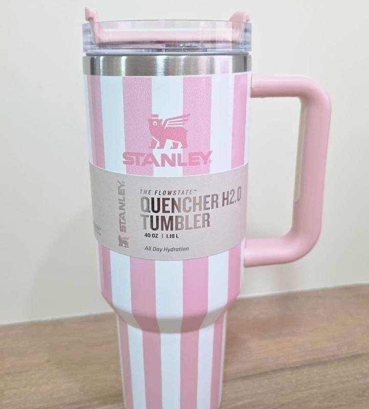 تراول ماگ دسته‌دار ۱.۱۸ لیتری استنلی (Stanley Quencher H2.0)