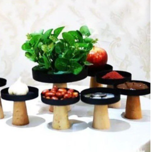 هفت سین فلزی پایه چوبی