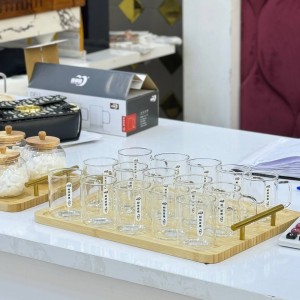 استکان گرد پیرکس برند دلی