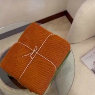 شال مبل طرح ژورنال (کلاسیک)