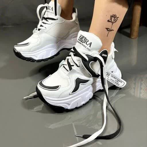 تخفیف ویژه هفته کفش کتونی اسپرت زنانه و دخترانه قلبی مدل زارا جذاب رنگ سفید مشکی با ارسال رایگان