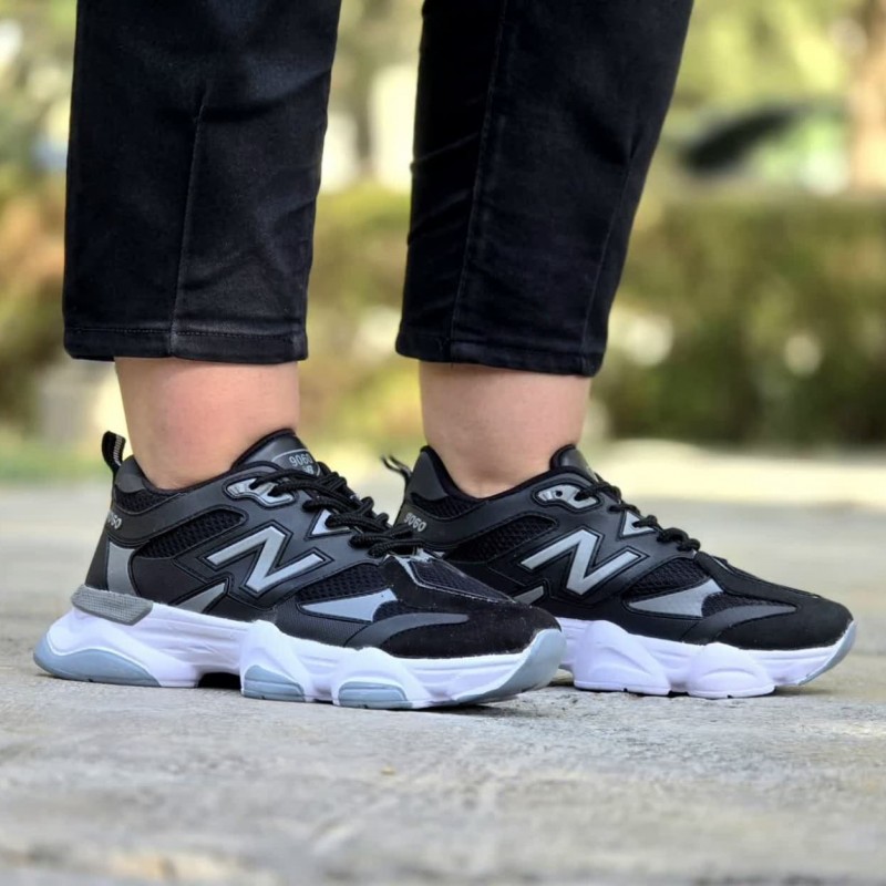 حراج ویژه کفش کتونی اسپرت زنانه دخترانه مدل نیوبالانس 9060 شیک و خاص رنگ مشکی طوسی  با ارسال رایگان