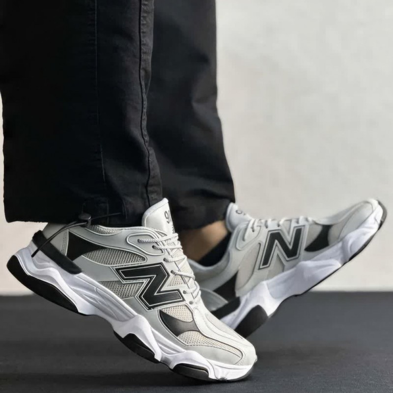 حراج استثنایی جذاب کفش کتونی اسپرت مردانه  مدل نیوبالانس پاخور عالی و شیک رنگ طوسی مشکی زیره سفید یه کار بی نظیر و زیبا با ارسال رایگان