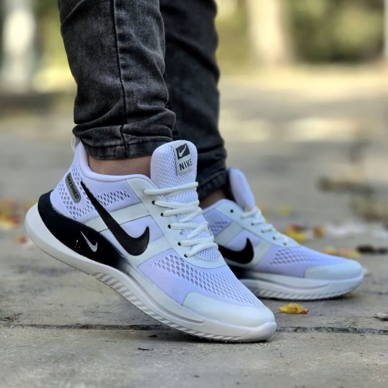 حراج ویژه کفش کتونی اسپرت مردانه و پسرانه مدل نایک اسپیسر زیره راحت رنگ سفید نایک مشکی بی نهایت  زیبا و پر فروش  با ارسال رایگان