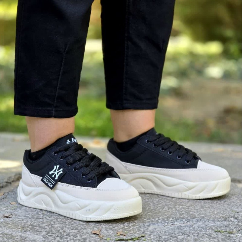 فروش ویژه کفش کتونی دخترانه و زنانه زیره پیو رنگ کرم مشکی یه کار زیبا و با کیفیت با ارسال رایگان