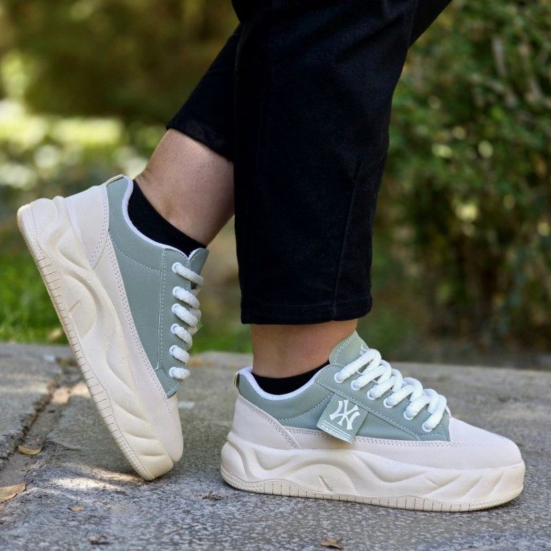 فروش فوق العاده کفش  کتونی  دخترانه و زنانه زیره پیو مدل فشیون رنگ کرم سبز یه کار بی نظیر و مدرن  با ارسال رایگان