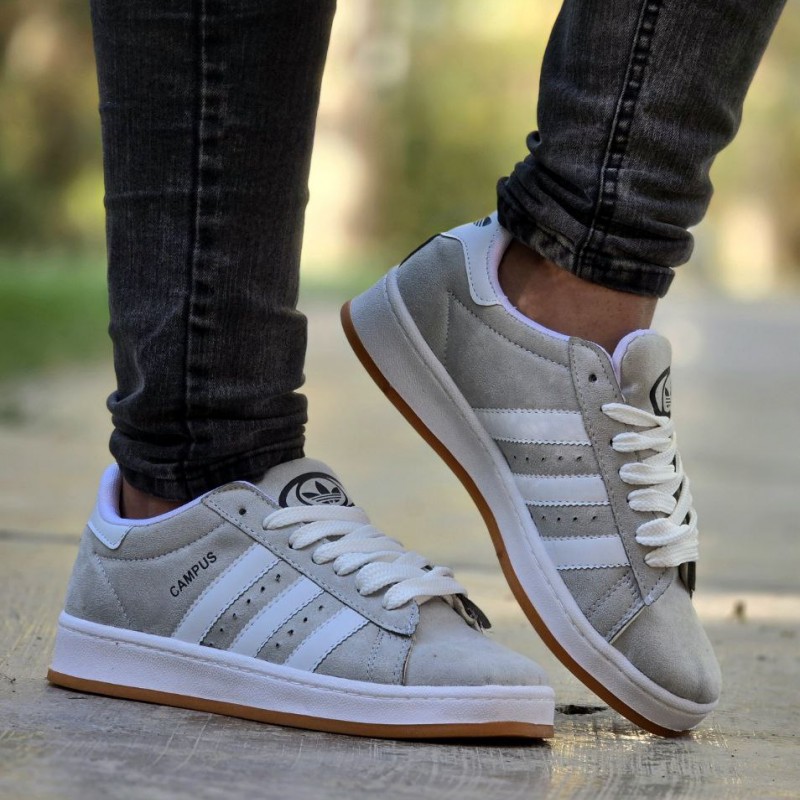 فروش ویژه کفش کتونی اسپرت مردانه و پسرانه مدل کامپوس رنگ طوسی روشن بی نهایت زیبا با ارسال رایگان