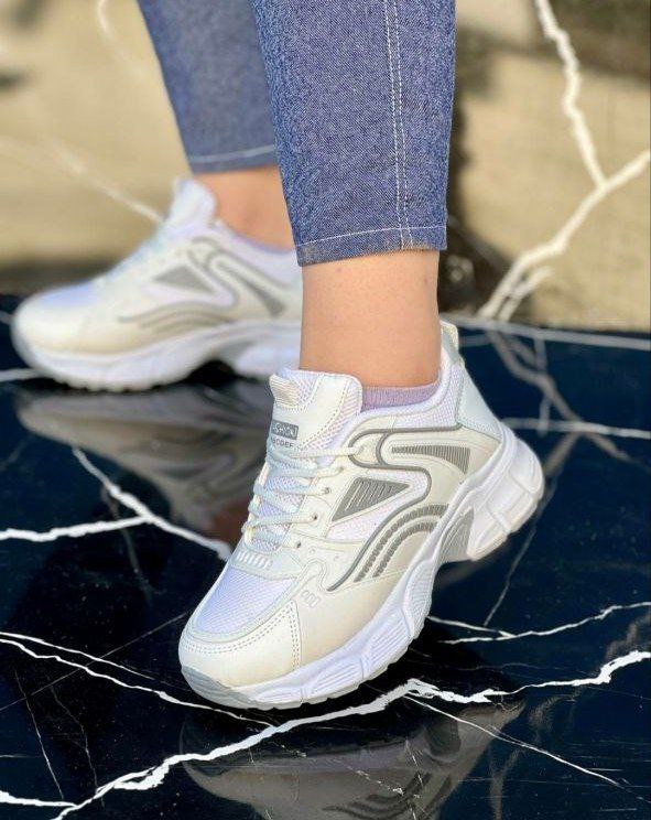 حراج شگفت انگیز کفش کتونی اسپرت زنانه و دخترانه مدل ABCDE رنگ سفید طوسی زیبا و خوشپا با ارسال رایگان