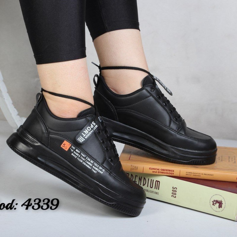 فروش باورنکردنی کفش کتونی دخترانه و زنانه مدل شاهین  رنگ مشکی تمام یه کار فوق العاده راحت و مناسب برای کار های روزانه با ارسال رایگان