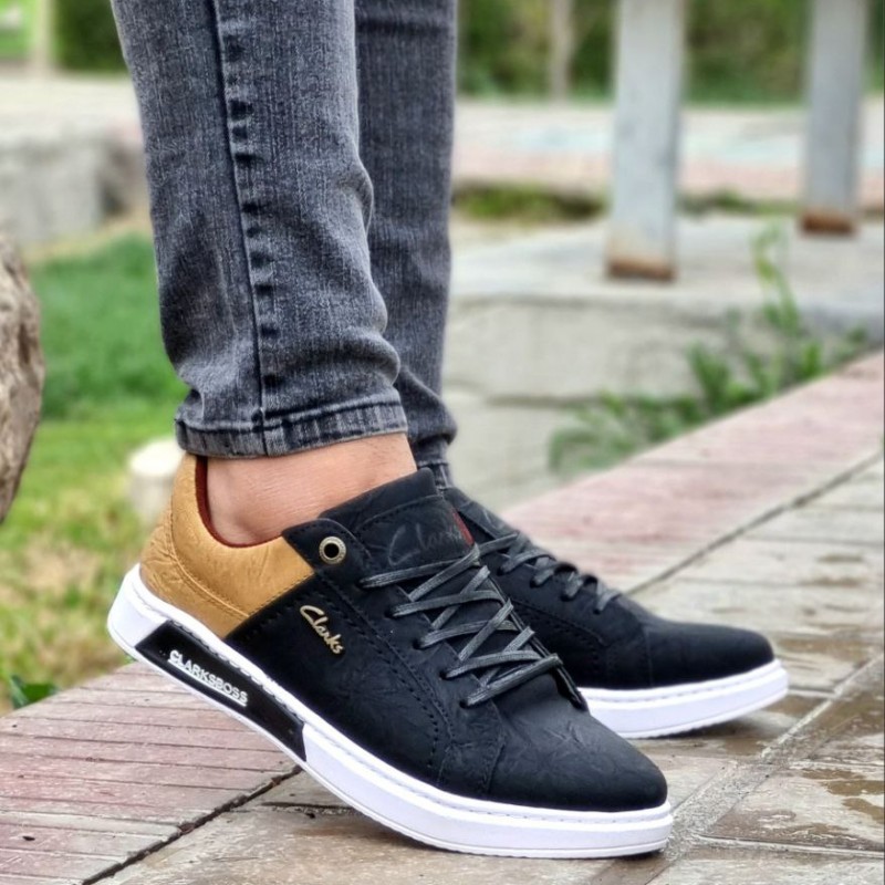 حراج  فوق العاده کفش کتونی اسپرت مردانه و پسرانه مدل کلارک رنگ مشکی قهوه ای شیک و فوق العاده زیبا با ارسال رایگان