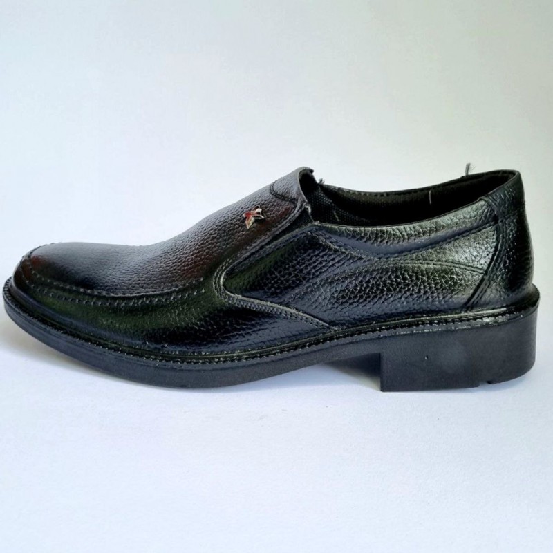 فروش واقعی  کفش اداری مجلسی مردانه چرم طبیعی تبریز بی نظیر  رنگ مشکی با ارسال رایگان