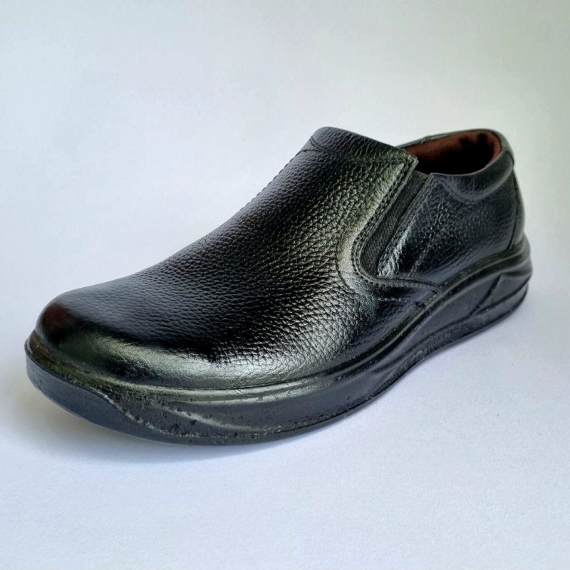 حراج شگفت انگیز  کفش اداری مجلسی مردانه چرم طبیعی تبریز باکیفیت عالی  رنگ مشکی با ارسال رایگان