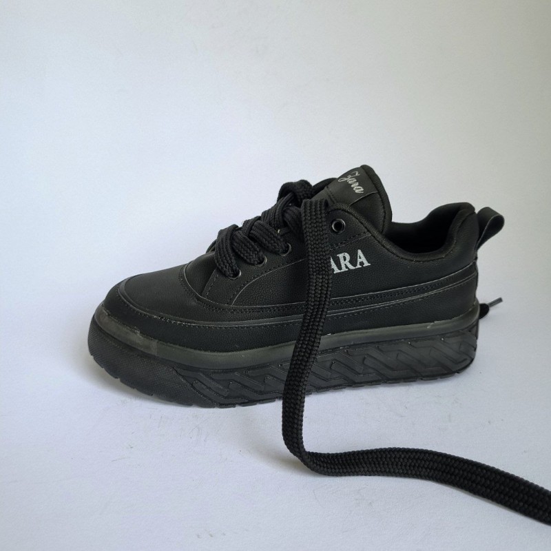 فروش جدید کفش کتونی اسپرت ونس زنانه دخترانه مدل زارا  شیک و خوشپا  رنگ مشکی با ارسال رایگان