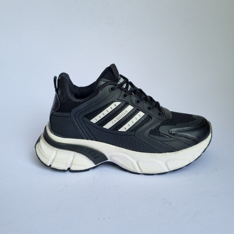 فروش با کیفیت کفش اسپرت زنانه دخترانه مدل ادیداس سبک وراحت رنگ مشکی زیره سفید باارسال رایگان