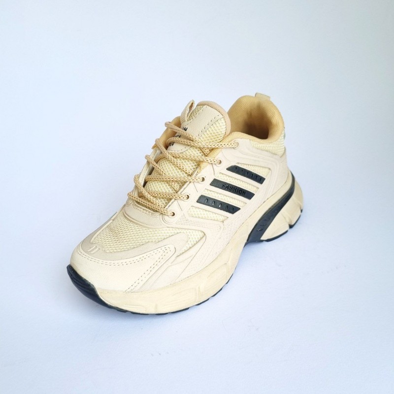 تخفیف ویژه  کفش اسپرت زنانه دخترانه مدل ادیداس زیبا و جذاب رنگ کرم مشکی  باارسال رایگان