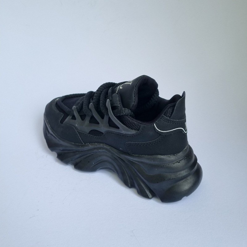 فروش هیجان انگیز کفش کتونی اسپرت زنانه دخترانه مدل لوییس ویلتون بسیار شیک رنگ مشکی با ارسال رایگان