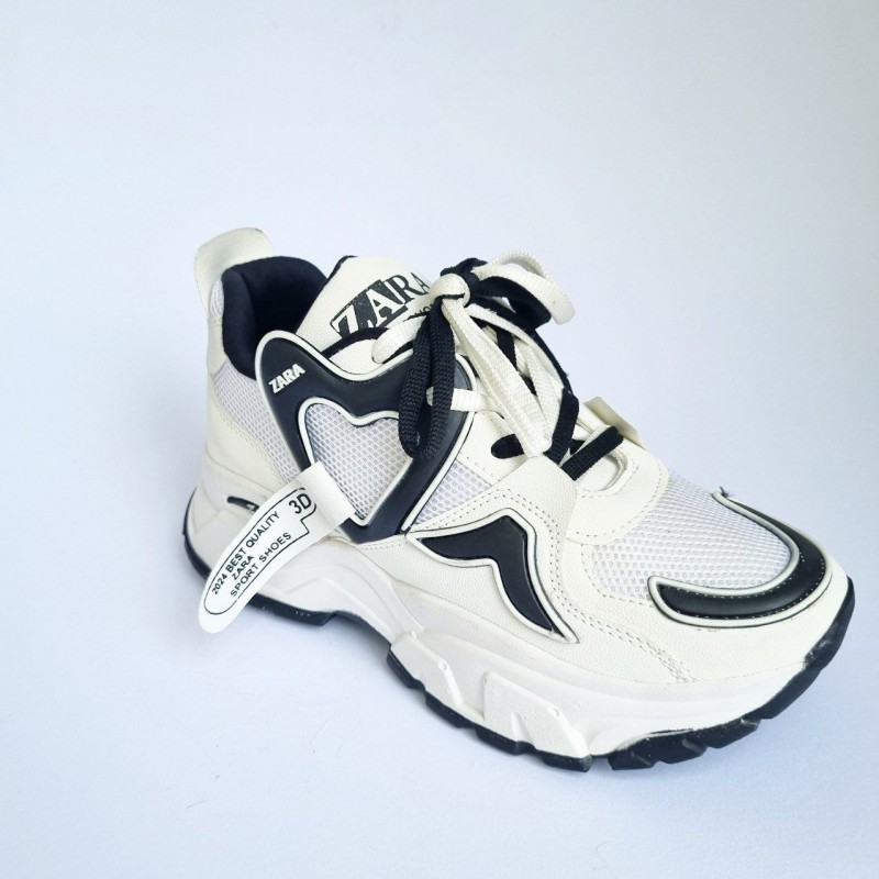 فروش ویژه کفش کتونی اسپرت زنانه و دخترانه  قلبی مدل زارا zara  باکیفیت و خوشپا رنگ سفیدمشکی  با ارسال رایگان