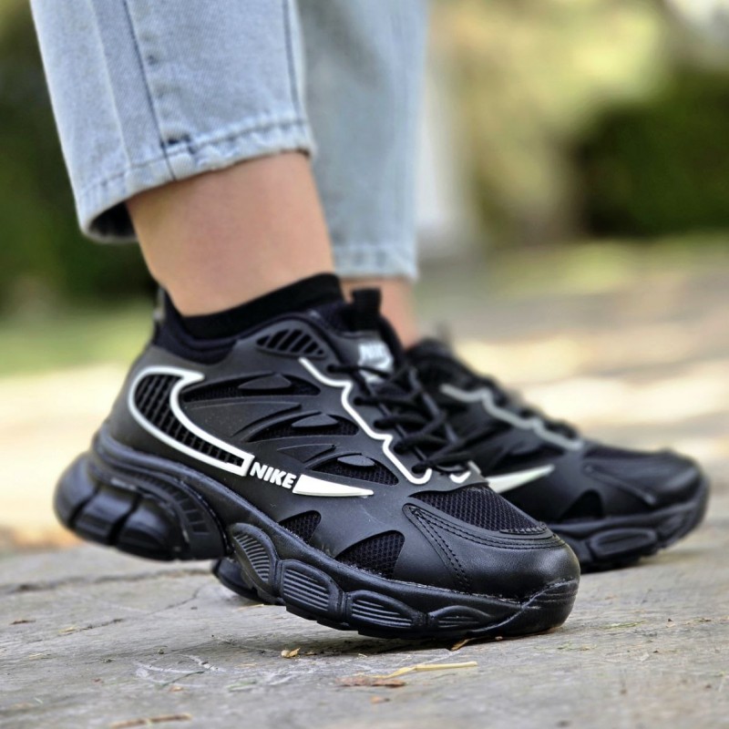 حراج کفش کتونی اسپرت زنانه دخترانه مدل نایک برعکس خاص و جدید رنگ مشکی نایک سفید باارسال رایگان