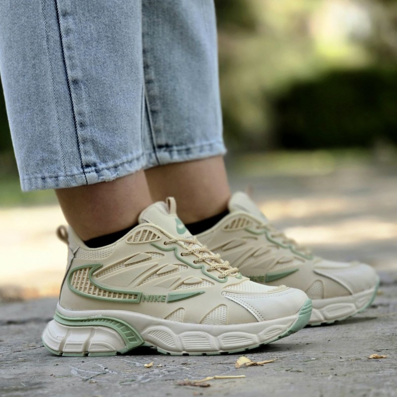 حراجی ویژه کفش کتونی اسپرت زنانه دخترانه مدل نایک برعکس خوشپا و راحت رنگ  کرم سبز باارسال رایگان