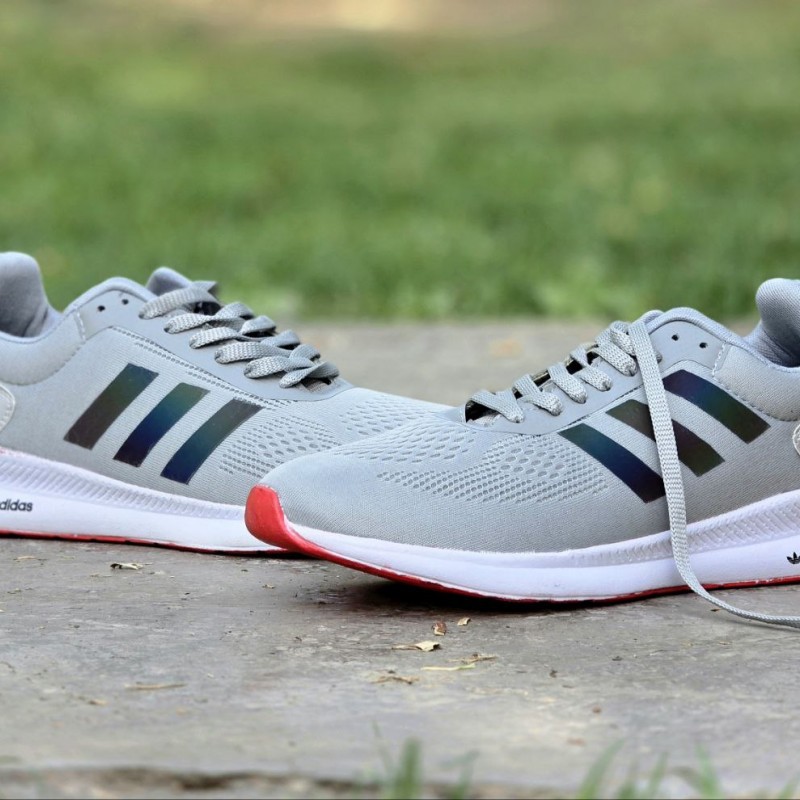 طرح جدیدکفش کتونی اسپرت مردانه و پسرانه مدل ادیداس اسپیسر بزرگپا سبک و باکیفیت رنگ طوسی هولو گرامی   با ارسال رایگان