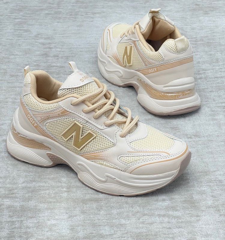 فروش تکرار نشدنی کفش اسپرت زنانه دخترانه مدل نیوبالانس طرح کپسولی باکیفیت و راحت رنگ کرم با ارسال رایگان
