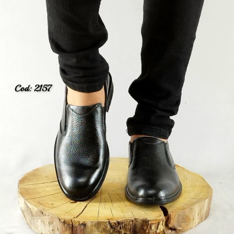 کفش چرم طبیعی مجلسی اداری  مردانه زیره طبی تزریق مستقیم ساده لژدار خوش دوخت و شیک 2157   با ارسال رایگان