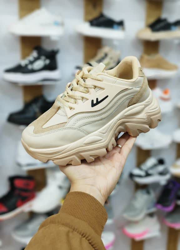 خاص ترین کفش اسپرت زنانه دخترانه مدل یاموتا f  کرمی خوش رنگ با ارسال رایگان