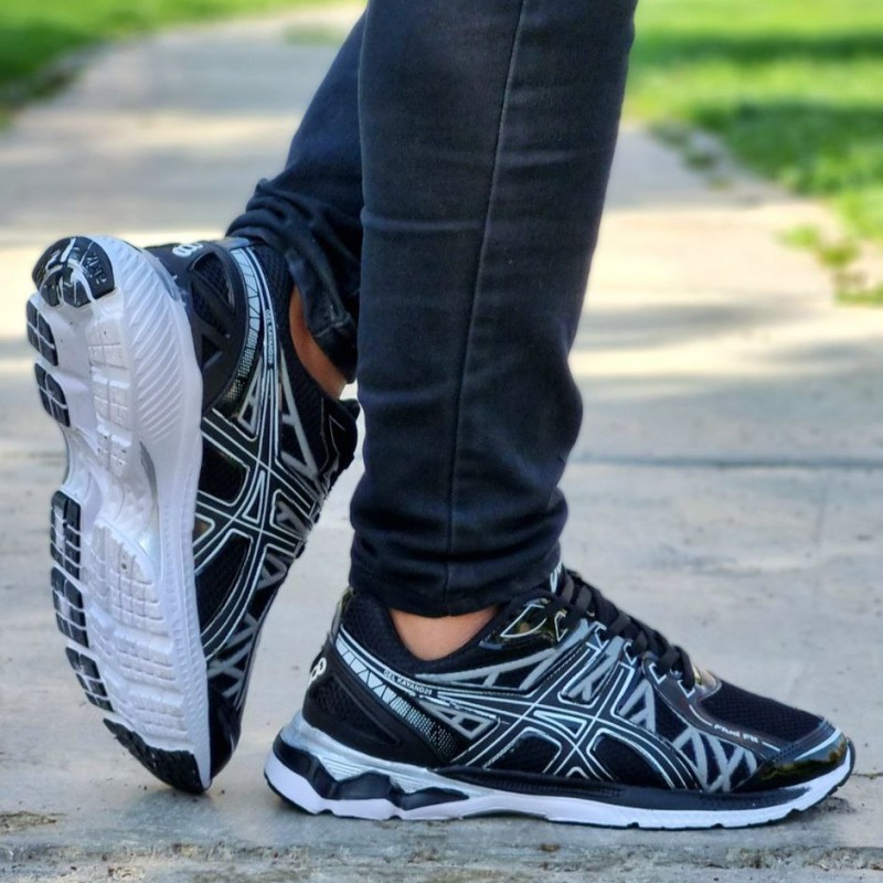 جدید ترین کتونی  اسپرت مردانه پسرانه مدل اسیکس با طراحی زیبا و منحصر به فرد مشکی سفید با ارسال رایگان