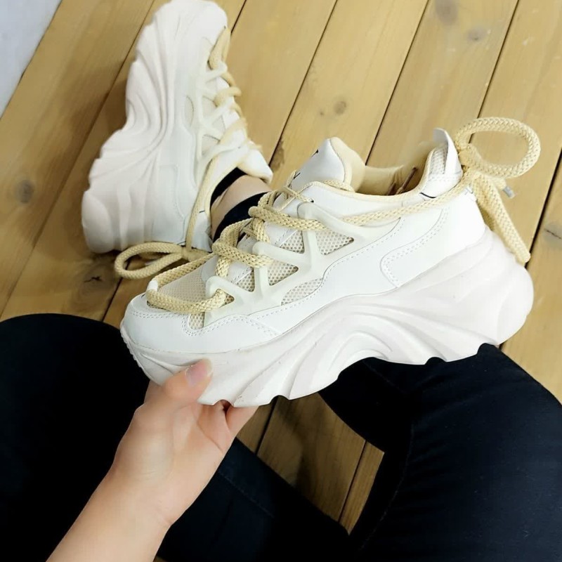 کفش اسپرت دخترانه و زنانه مدل لویئس ویلتون  بادوام و جدید کرمی با ارسال رایگان