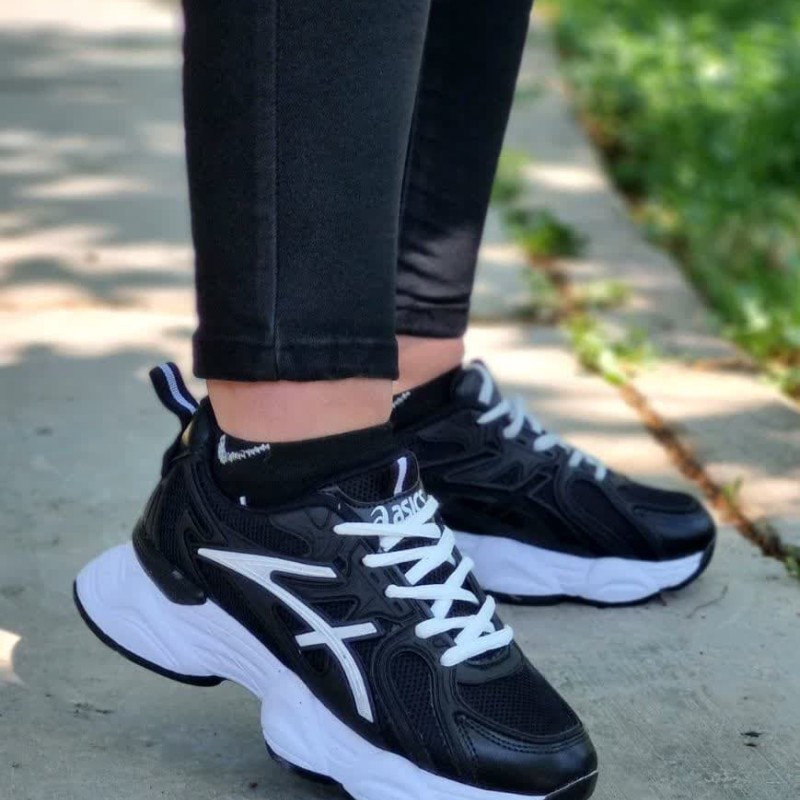 کفش اسپرت دخترانه مدل اسیکس با طراحی زیباو منحصر به فرد مشکی سفید با ارسال رایگان