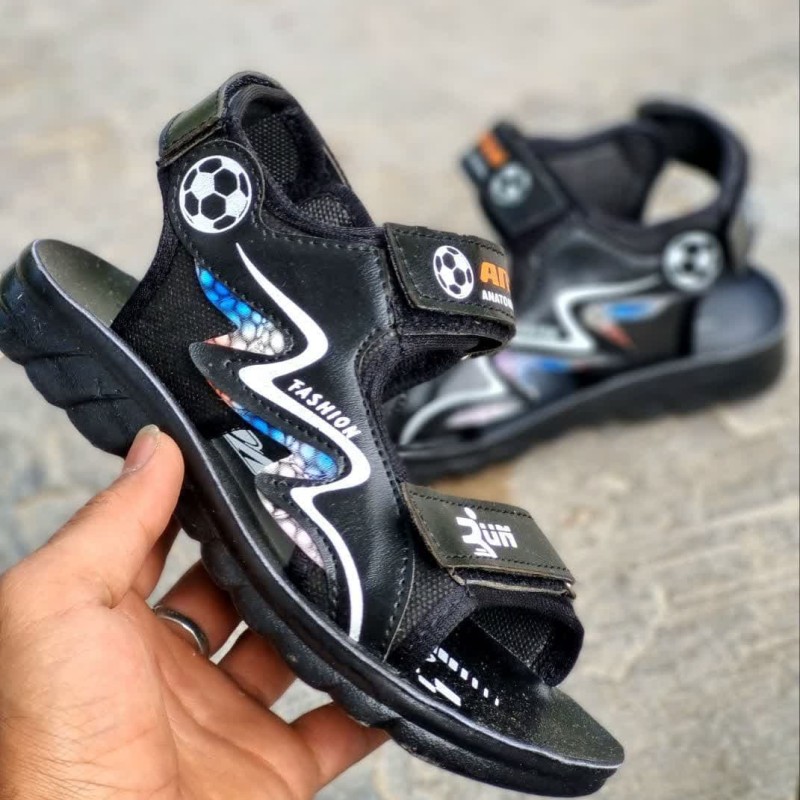 حراج ویژه فصل صندل   تابستانه بچگانه پسرانه  شیک و خاص مشکی  با ارسال رایگان