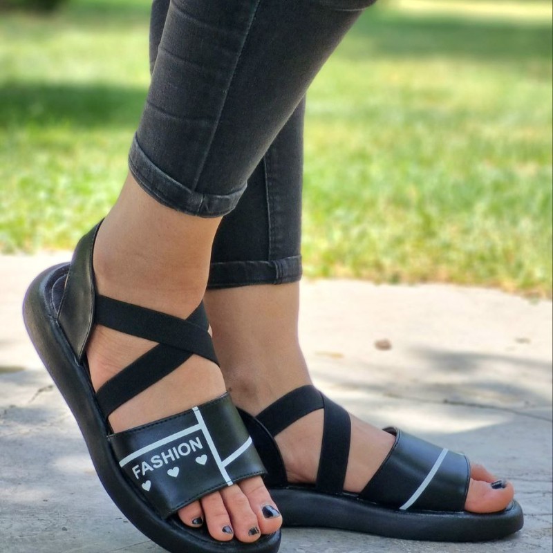 تخفیف ویژه  کفش صندل تابستانه زنانه دخترانه مدل فشیون  نرم و راحت و سبک مشکی با ارسال رایگان