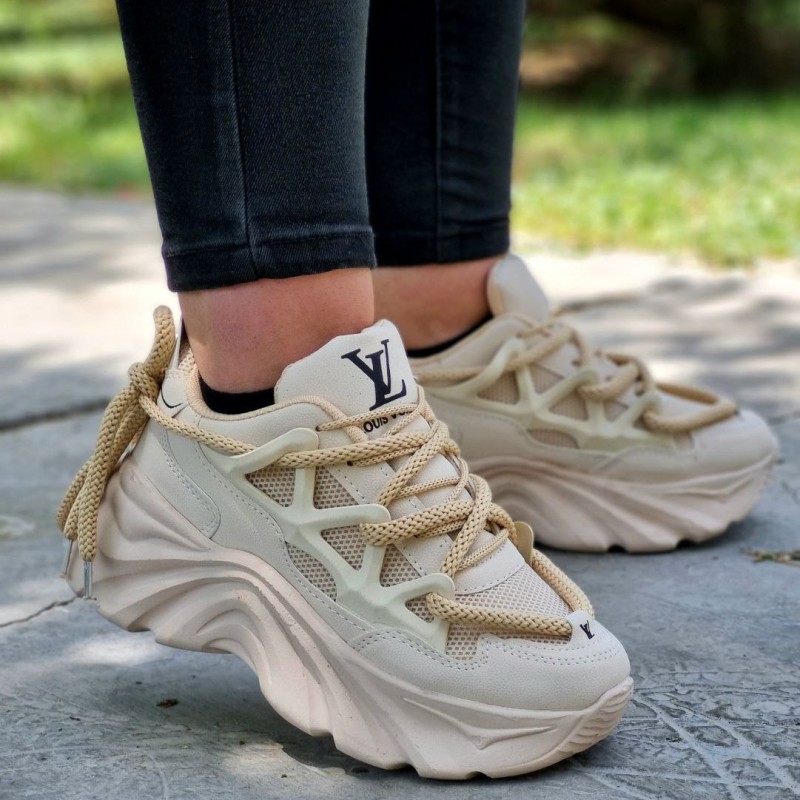 حراج کفش اسپرت دخترانه و زنانه مدل لویئس ویلتون با کیفیت و بادوام کرمی  با ارسال رایگان