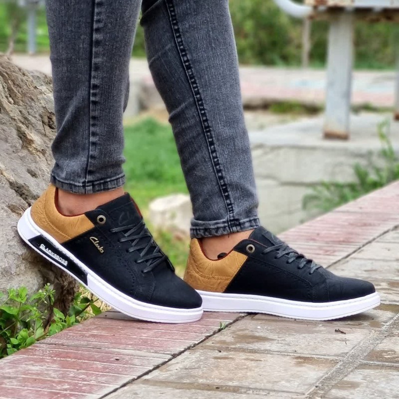 حراج ویژه کفش اسپرت  ونس مردانه و پسرانه جدیدمدل کلارک رنگ مشکی خردلی زیره سفید شیک و خاص  با ارسال رایگان