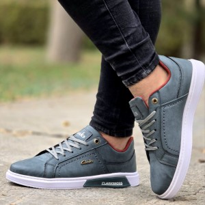 فروش باورنکردنی  کفش کتونی اسپرت مردانه و پسرانه مدل کلارک رنگ طوسی زیره سفید بی نهایا زیبا با ارسال رایگان