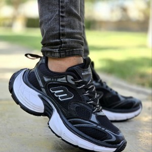 بمب تخفیف ویژه کفش کتونی اسپرت مردانه و پسرانه مدل بالنسیاگا رنگ مشکی زیره سفید بی نهایت خوشپا و مدرن  با ارسال رایگان
