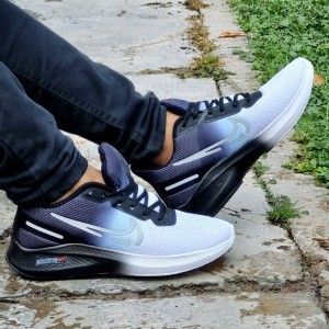 حراج ویژه کفش کتونی اسپرت مردانه و پسرانه مدل نایک رنگ سفید آبی مشکی فوق العاده شیک و زیبا با ارسال رایگان