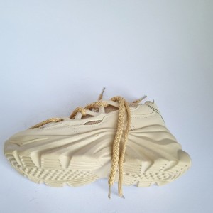 فروش ویژه کفش کتونی اسپرت زنانه دخترانه مدل لوییس ویلتون رنگ کرم فوق العاده جذاب برای افراد خاص پسند با ارسال رایگان