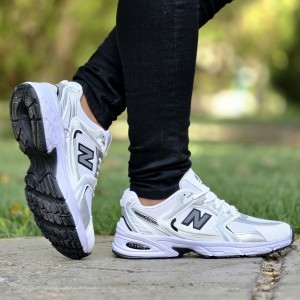 حراج خاص کفش ست اسپرت مردانه زنانه مدل نیوبالانس 530 شیک و سبک رنگ سفید مشکی با ارسال رایگان