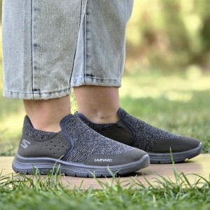 فروش فوق العاده  کفش پیاده روی زنانه و مردانه مدل اسکیچرز پرفروش و جذاب رنگ مشکی تمام  با ارسال رایگان