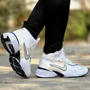 حراج باور نکردنی این هفته  نیم بوت مردانه و پسرانه  فوق العاده راحت و خوشپا مناسب افراد شیک پوش با ارسال رایگان