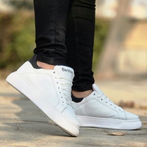 تخفیف عالی کفش کتونی اسپرت  مردانه مدل  Bershka شیک و جذاب رنگ مشکی سفید با ارسال رایگان