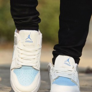 فروش فوق العاده کفش کتونی اسپرت مردانه و پسرانه مدل جردن دونایک (Nike Jordan)  بسیار بادوام رنگ سفید آبی طوسی با ارسال رایگان